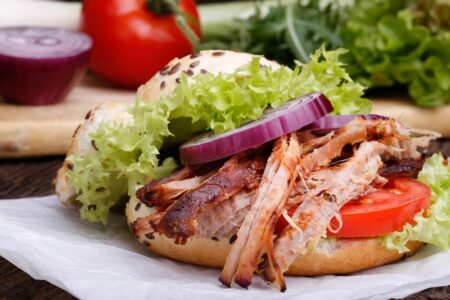 Pulled chicken burger